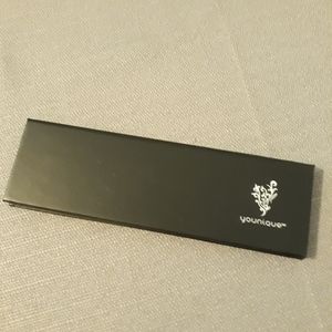 Younique  Quad Palette